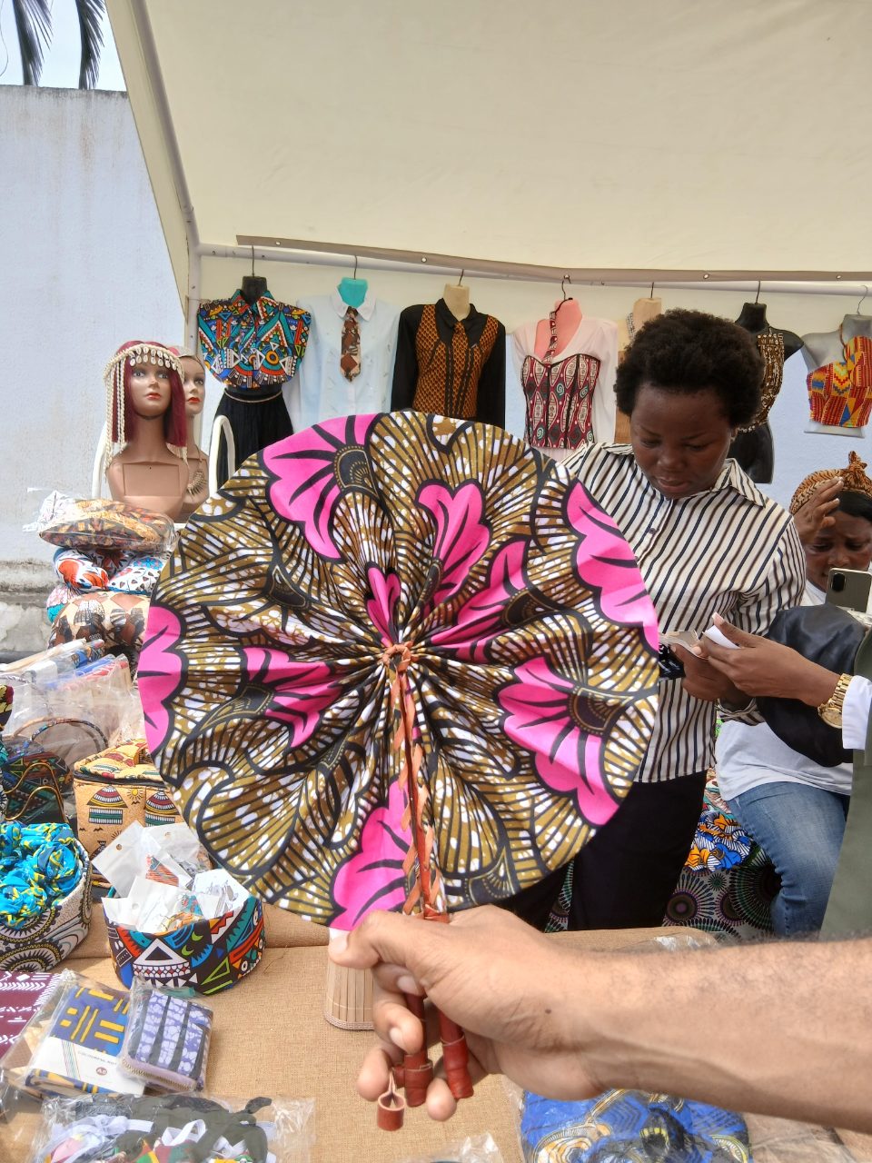 Abanico artesanal